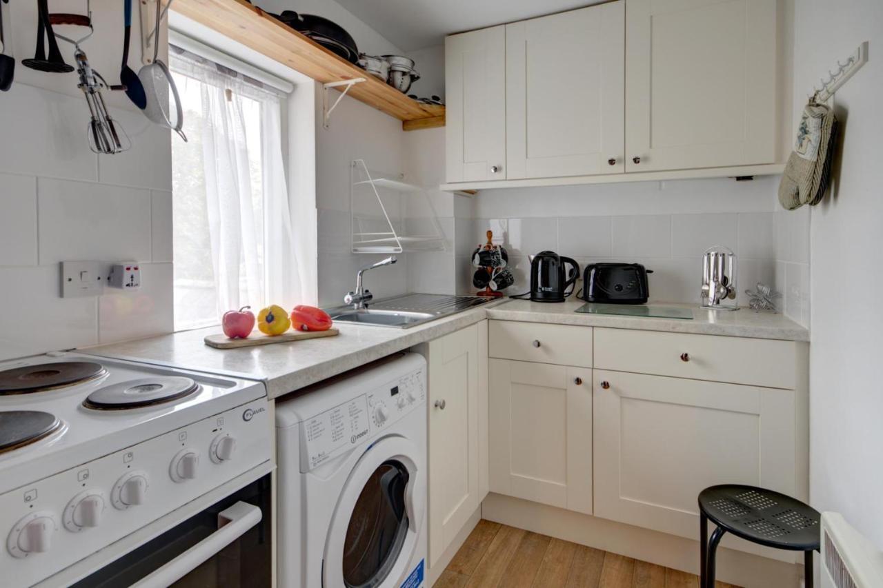 Katrinas Apartment By Treetop Property Cirencester Zewnętrze zdjęcie