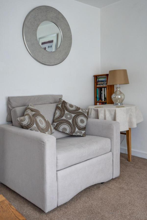 Katrinas Apartment By Treetop Property Cirencester Zewnętrze zdjęcie