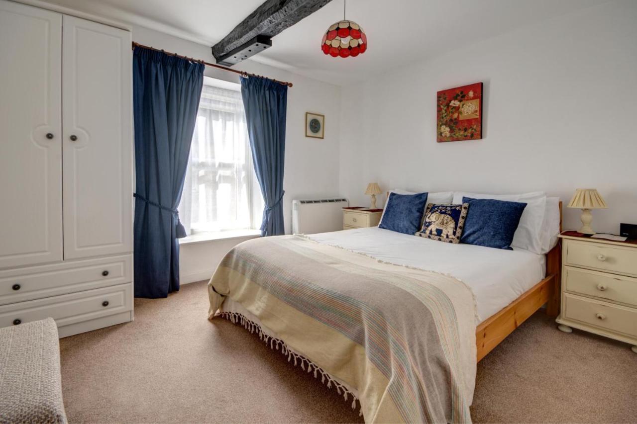 Katrinas Apartment By Treetop Property Cirencester Zewnętrze zdjęcie