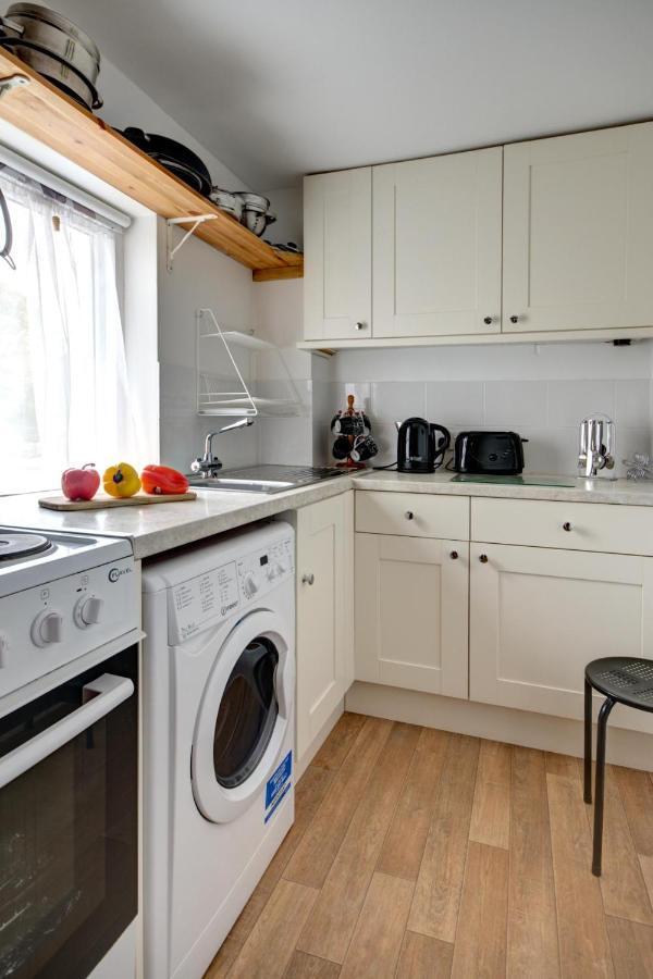 Katrinas Apartment By Treetop Property Cirencester Zewnętrze zdjęcie